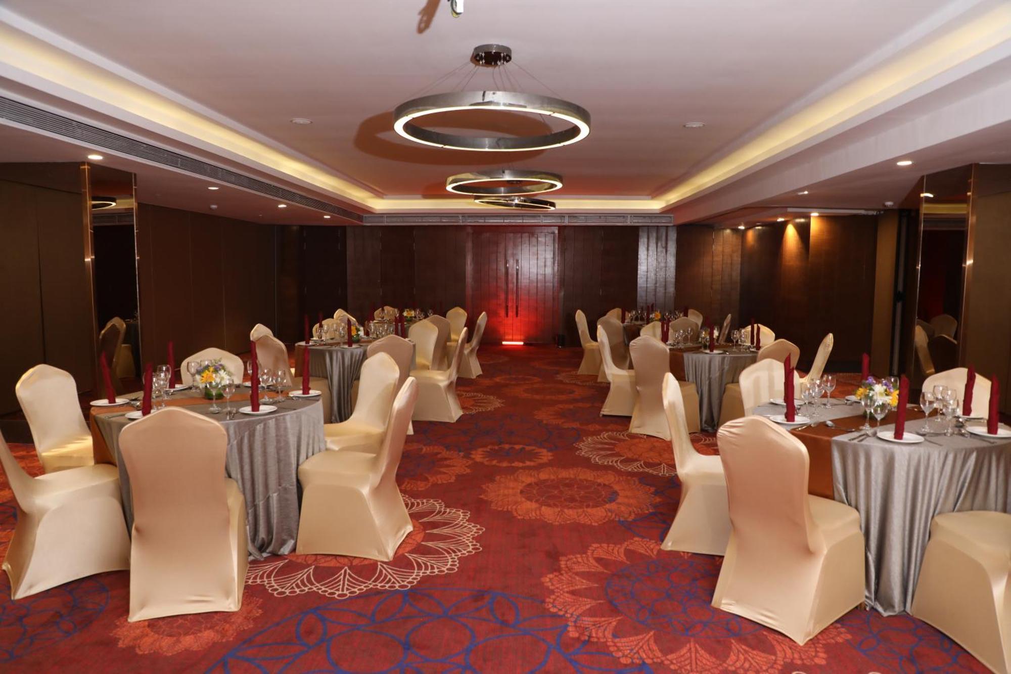מלון The Elite Narasapura, A Member Of Radisson Individuals מראה חיצוני תמונה